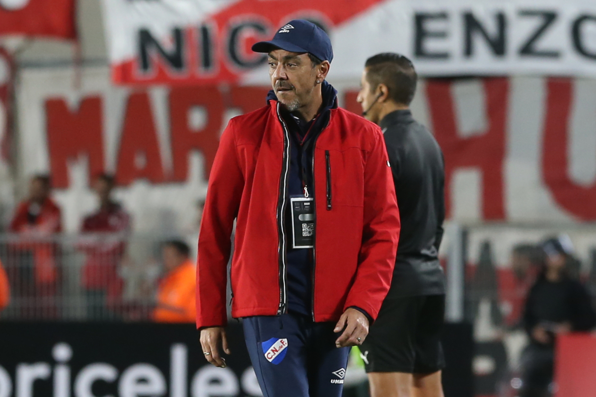 Buenos Aires, Argentina - April 11: Alvaro Recoba, Coach of National, Looks on During the Copa Conmebol Libertadores 2024 Group H Match Between River Plate and National At the most monumental stadium Antonio Vespucio Liberti on April 11, 2024 in Buenos Aires, Argentina. (Photo by Daniel Jayo/Getty Images)