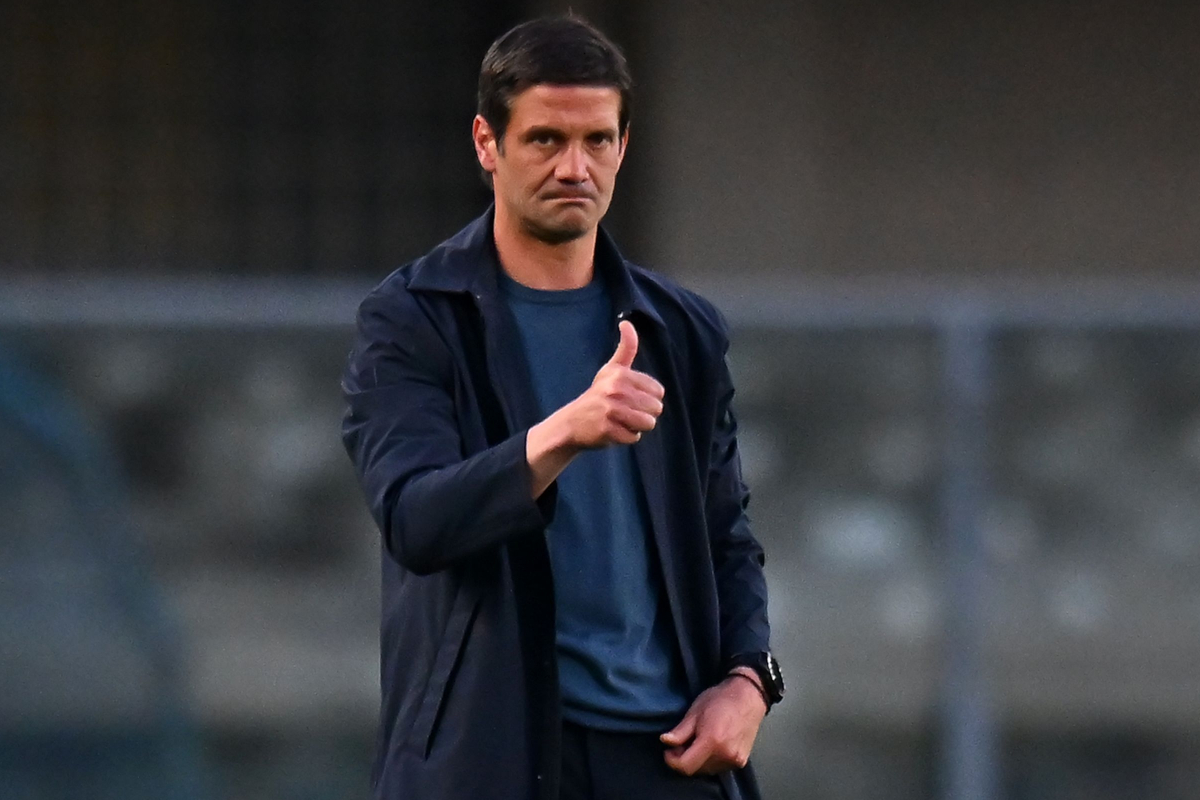 Inter tried a sensational Mourinho return before Chivu decision 2 VERONA, ITALY - MARCH 31: Cristian Chivu head coach of Parma calcio reacts during the Serie A match between Verona and Parma at Stadio Marcantonio Bentegodi on March 31, 2025 in Verona, Italy. (Photo by Alessandro Sabattini/Getty Images)
