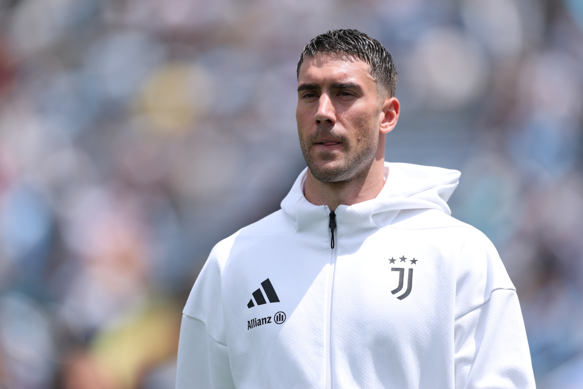 ORLANDO, FLORIDE - 26 JUIN : Dusan Vlahovic #9 de la Juventus FC lors du match du groupe G de la Coupe du Monde des Clubs de la FIFA 2025 entre la Juventus FC et le Manchester City FC au Camping World Stadium, le 26 juin 2025 à Orlando, en Floride. (Photo de Dan Mullan/Getty Images)