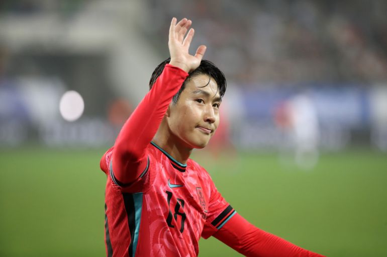 Lee Kang-In of Paris Saint-Germain poses for a photo with the UEFA... News Photo - Getty Images