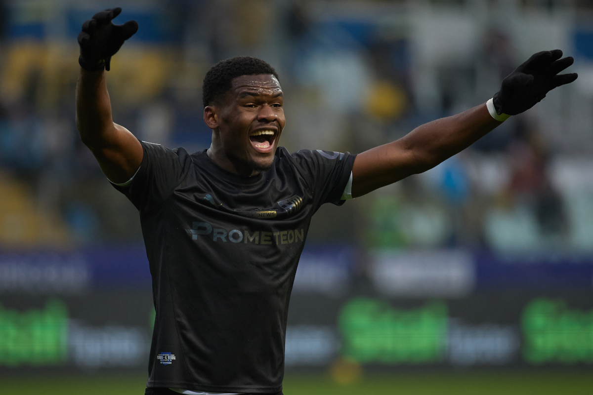 PARMA, ITALY - DECEMBER 15: Ange-Yoan Bonny of Parma Calcio reacts during the Serie A match between Parma and Verona at Stadio Ennio Tardini on December 15, 2024 in Parma, Italy. (Photo by Emmanuele Ciancaglini/Getty Images)