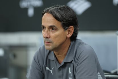 NASHVILLE, TENNESSEE - 26 JUNI: Simone Inzaghi Manajer Al Hilal selama pertandingan grup H Piala Dunia Antarklub FIFA 2025 antara Al Hilal dan CF Pachuca di GEODIS Park pada 26 Juni 2025 di Nashville, Tennessee. (Foto oleh Richard Pelham/Getty Images)