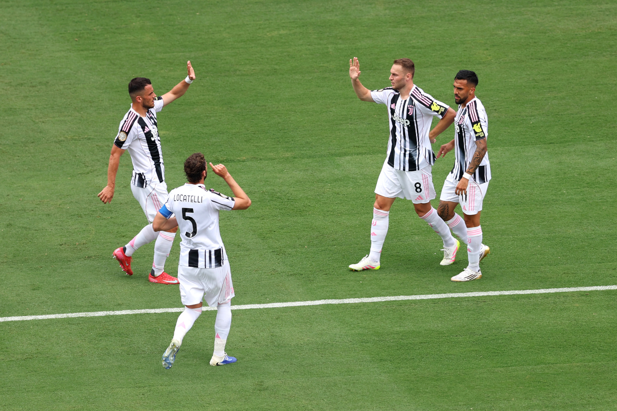 ORLANDO, FLORIDA - JUNE 26: Teun Koopmeiners #8 of Juventus FC celebrates with teammates after scoring his team's first goal during the FIFA Club World Cup 2025 group G match between Juventus FC and Manchester City FC at Camping World Stadium on June 26, 2025 in Orlando, Florida. (Photo by Megan Briggs/Getty Images)