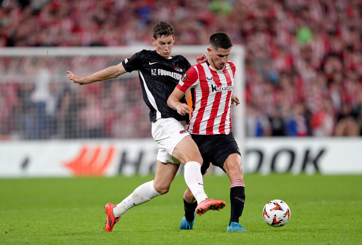 Lazio and Bologna vying for Alkmaar’s Van Bommel – Football Italia