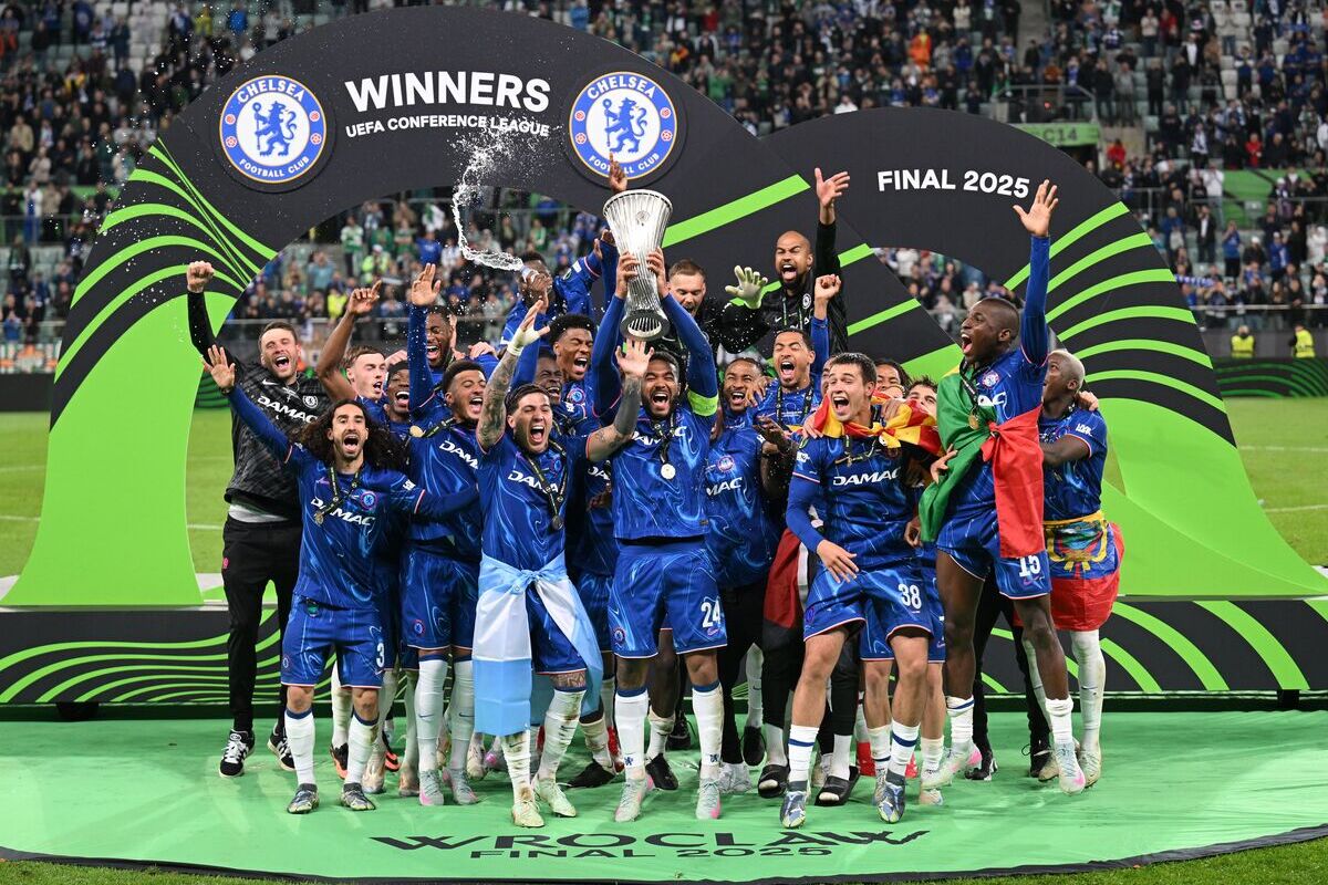 WROCLAW, POLAND - MAY 28: Reece James of Chelsea lifts up the UEFA Conference League 2025 Winners Trophy with his teammates after winning the UEFA Conference League Final 2025 between Real Betis Balompie and Chelsea FC at on May 28, 2025 in Wroclaw, Poland. (Photo by Stuart Franklin/Getty Images)