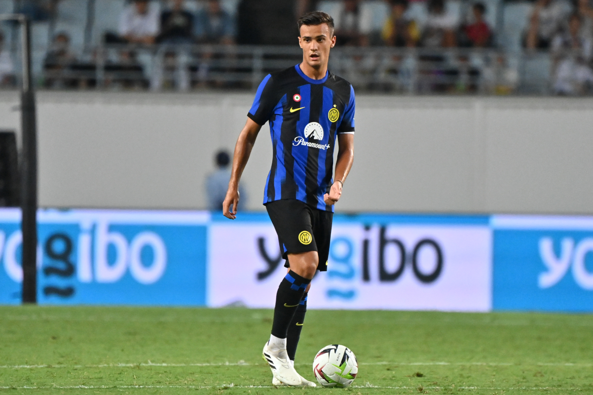OSAKA, Japon - 27 juillet: Aleksandar Stankovic du FC Interazionale en action lors du match amical pré-saison entre le FC Interazionale et Al-Nassr au stade Yanmar Nagai le 27 juillet 2023 à Osaka, au Japon. (Photo de Kenta Harada / Getty Images)