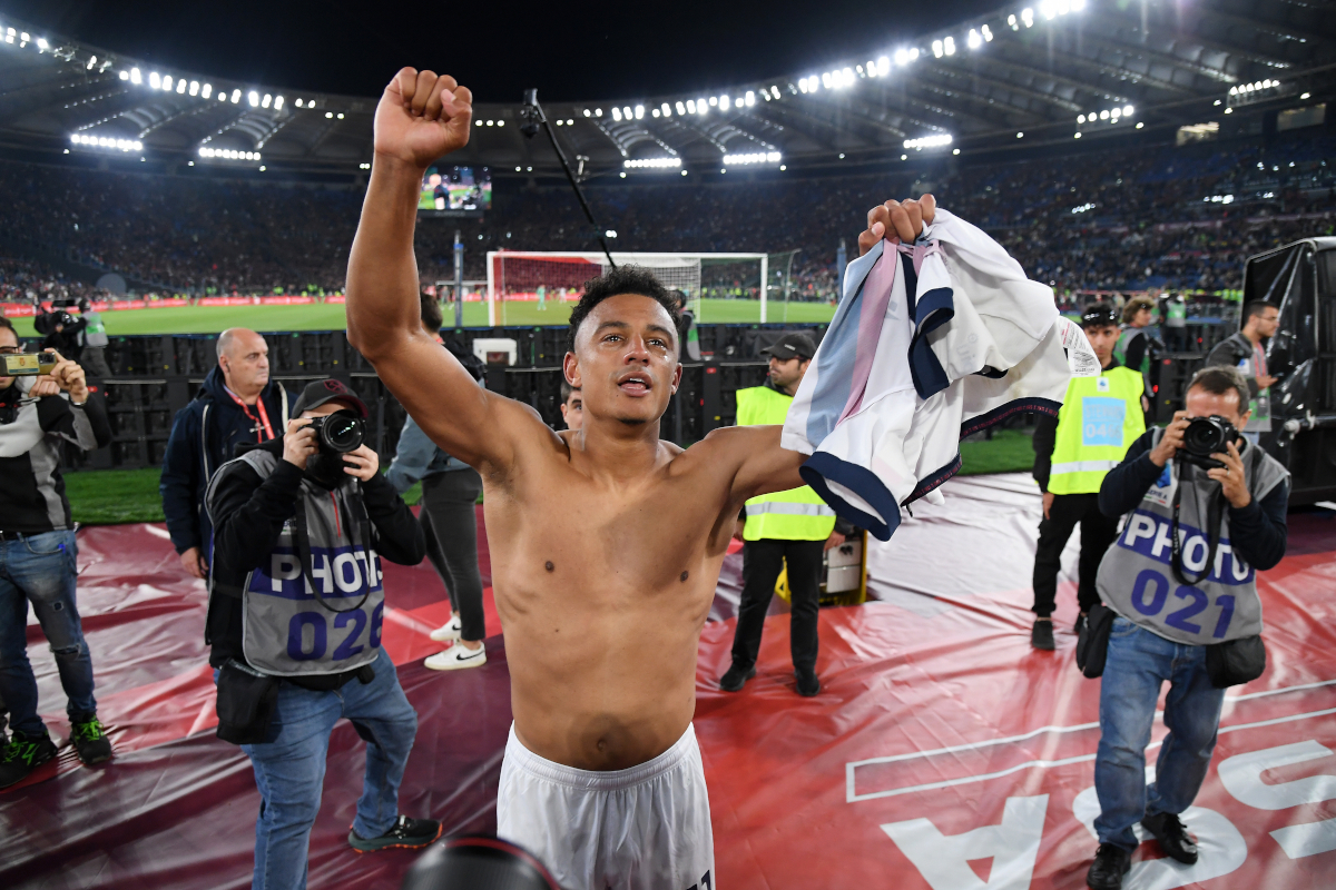 ROME, ITALY - MAY 14: Dan Ndoye of Bologna celebrates after the team's victory in the Coppa Italia Final match between AC Milan and Bologna at Stadio Olimpico on May 14, 2025 in Rome, Italy. (Photo by Marco Rosi/Getty Images)