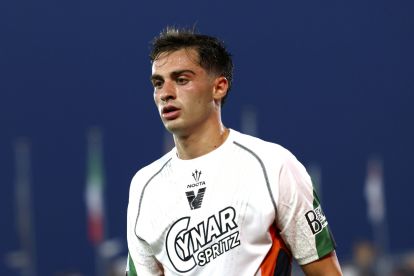 VENICE, ITALY - AUGUST 30: Gaetano Oristanio of Venezia looks on during the Serie A match between Venezia and Torino at Stadio Pier Luigi Penzo on August 30, 2024 in Venice, Italy. (Photo by Maurizio Lagana/Getty Images)
