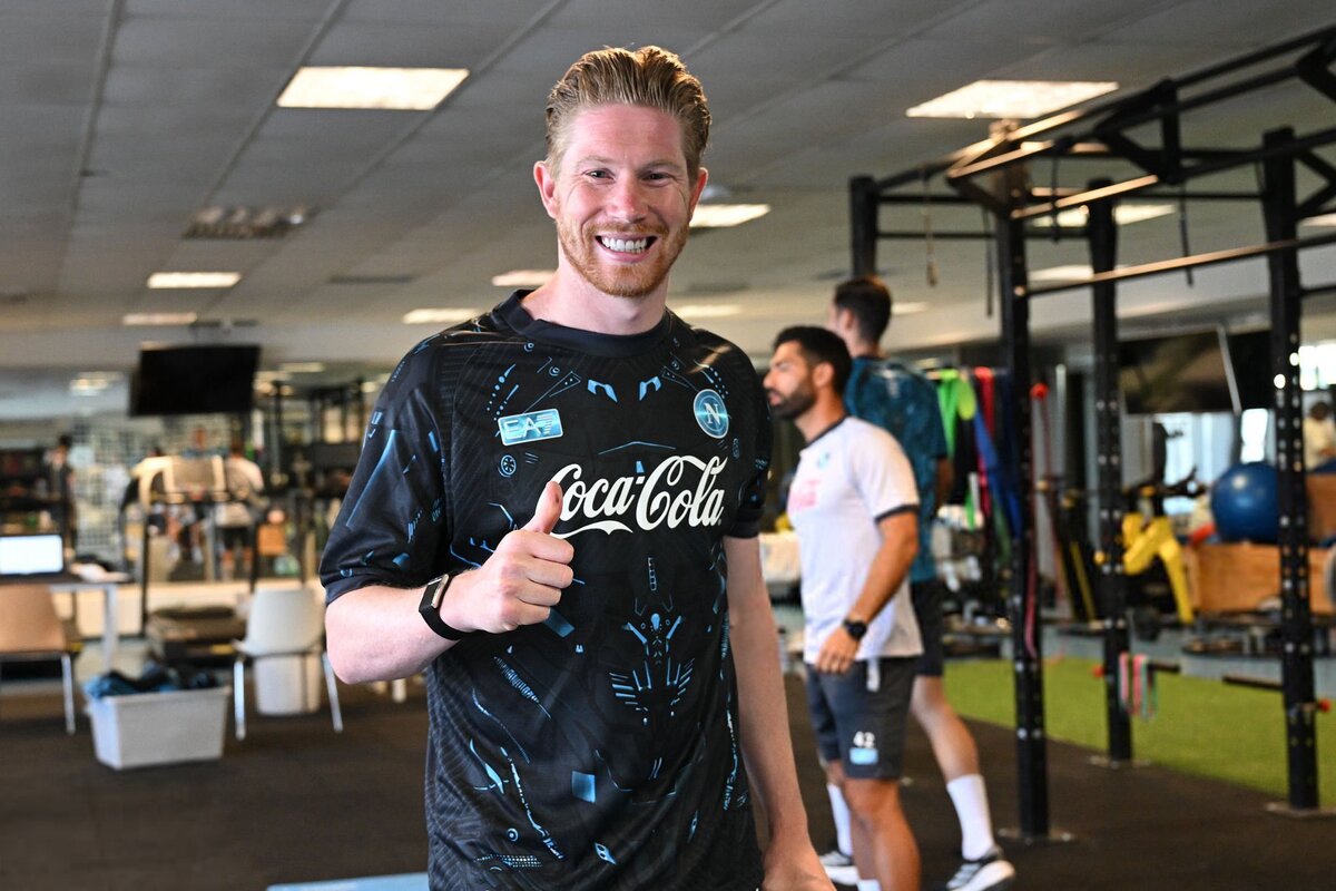 How Conte could organise new Napoli attack in 2025-26 after De Bruyne, Lang and Lucca signings Kevin De Bruyne on first day of Napoli pre-season training, July 15, 2025.