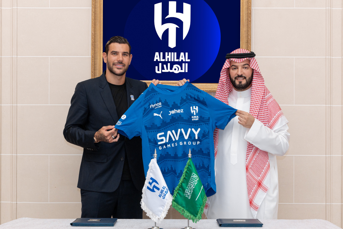 Theo Hernández se une a Al-Hilal