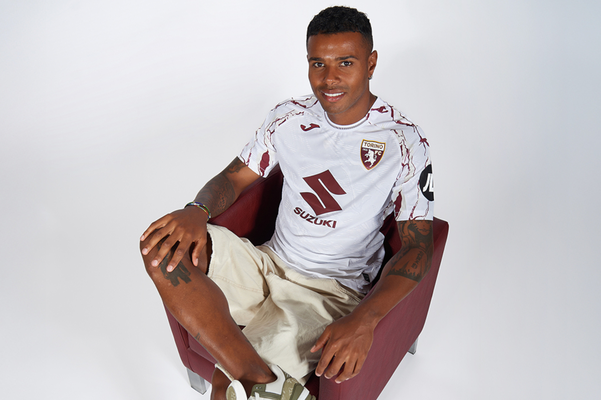 Tino Anjorin joins Torino (@TorinoFC_1906)