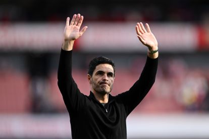 LONDON, ENGLAND - MAY 18: Mikel Arteta, Manager of Arsenal, acknowledges the fans after the teams 1-0 victory in the Premier League match between Arsenal FC and Newcastle United FC at Emirates Stadium on May 18, 2025 in London, England. (Photo by Mike Hewitt/Getty Images)