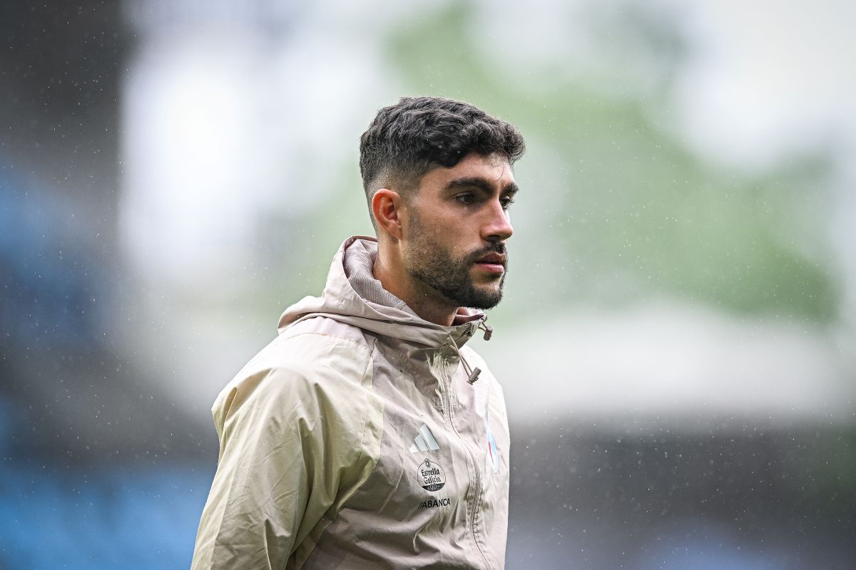 VIGO, SPAIN - MAY 5: Unai Nunez of Celta Vigo in action during warmup prior the LaLiga EA Sports match between Celta Vigo and Villarreal CF at Estadio Balaidos on May 5, 2024 in Vigo, Spain.(Photo by Octavio Passos/Getty Images)