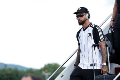 LEWISBURG, WEST VIRGINIA - JUNE 14: Douglas Luiz #26 of Juventus arrives at the airport prior to the official FIFA Club World Cup 2025 on June 14, 2025 in Lewisburg, West Virginia. (Photo by Michael Owens/Getty Images)