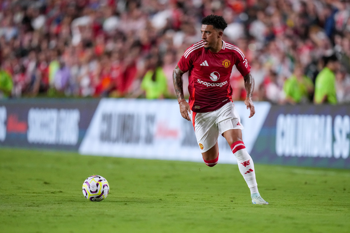 COLUMBIA, SOUTH CAROLINA - AUGUST 03: Jadon Sancho #25 of Manchester United moves the ball against Liverpool during a pre-season friendly match at Williams-Brice Stadium on August 03, 2024 in Columbia, South Carolina. (Photo by Grant Halverson/Getty Images) (Juventus links)