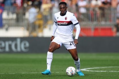 MONZA, ITALY - SEPTEMBER 22: Jhon Lucumi of Bologna FC in action during the Serie A match between Monza and Bologna at U-Power Stadium on September 22, 2024 in Monza, Italy. (Photo by Francesco Scaccianoce/Getty Images)