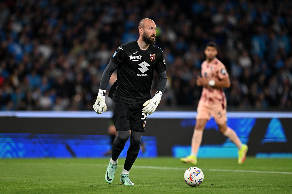 Vanja Milinkovic-Savic, goleiro do Torino, em campo.
