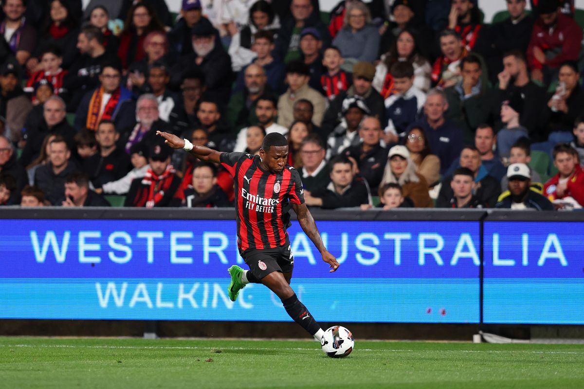 Perth, Australia - July 31: AC Milan's Pervis Estupinan during a match between Perth Glory and AC Milan at HBF Park in Perth, Australia on July 31, 2025. (Photo: Paul Kane/Getty Images)