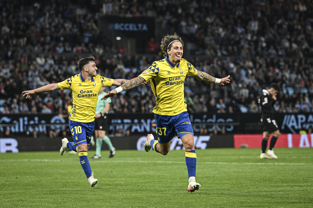 Fabio Silva struggles at Dortmund but Roma yet to revive summer interest