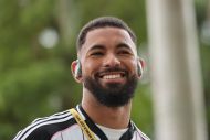 Douglas Luiz: ‘I’m becoming convinced I can stay at Juventus’