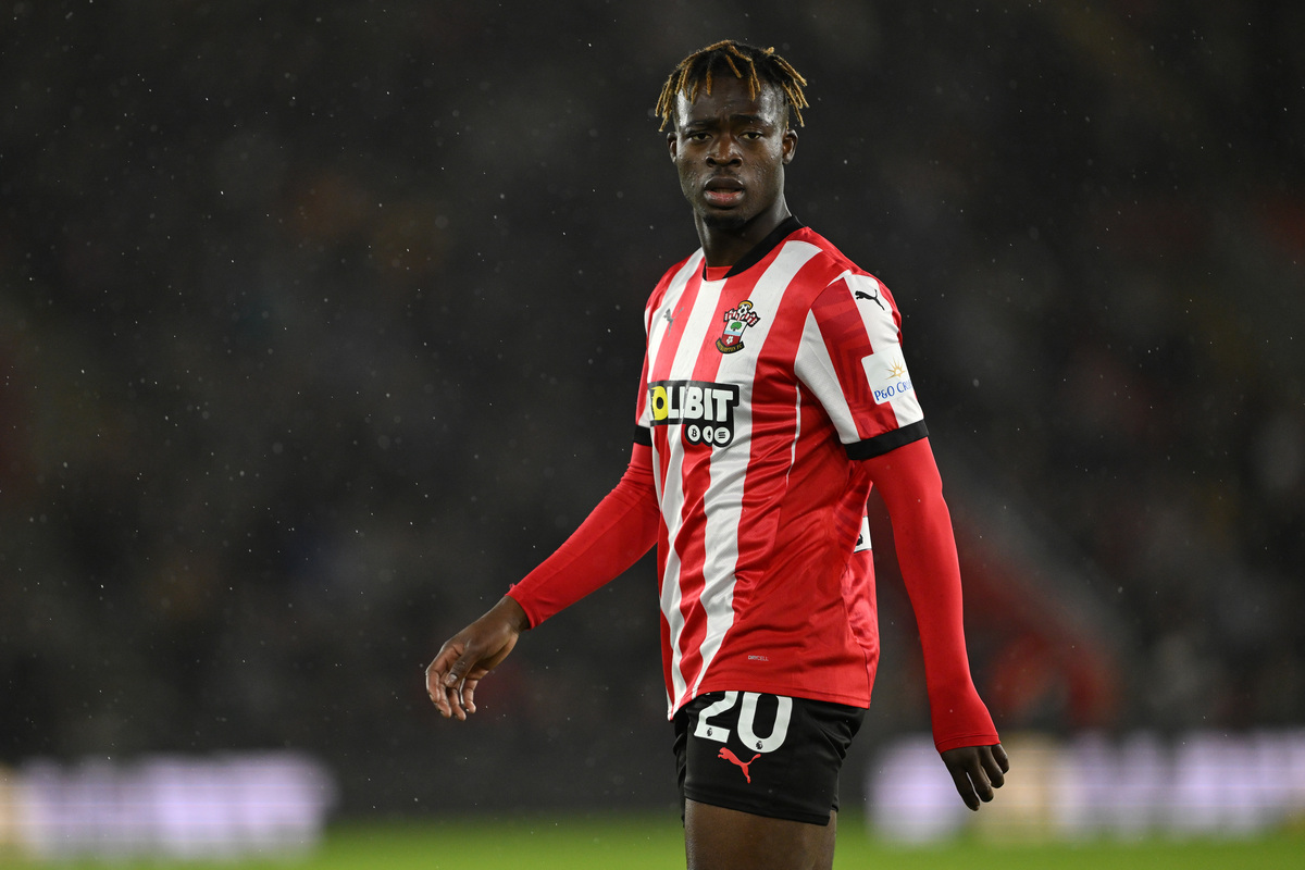 SOUTHAMPTON, ENGLAND - DECEMBER 04: Kamaldeen Sulemana of Southampton looks on during the Premier League match between Southampton FC and Chelsea FC at St Mary's Stadium on December 04, 2024 in Southampton, England. (Photo by Mike Hewitt/Getty Images)