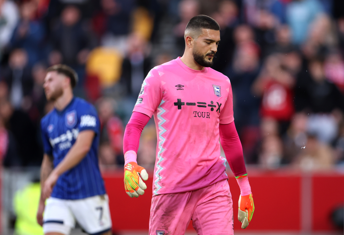 BRENTFORD, ENGLAND - OCTOBER 26: Arijanet Muric of Ipswich Town appears dejected after Bryan Mbeumo of Brentford scores his team's fourth goal during the Premier League match between Brentford FC and Ipswich Town FC at Gtech Community Stadium on October 26, 2024 in Brentford, England. (Photo by Alex Pantling/Getty Images)