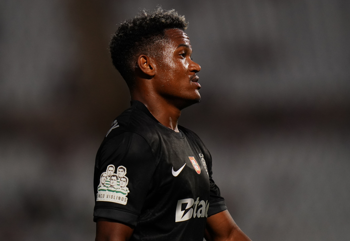 OEIRAS, PORTUGAL - JULY 25:   Geny Catamo of Sporting CP during the Pre-Season Friendly match between Sporting CP and Villarreal at Estadio Nacional on July 25, 2025 in Oeiras, Portugal. (Photo by Gualter Fatia/Getty Images)