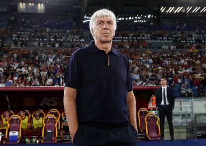 ROME, ITALIA - 23 AGUSTUS: Gian Piero Gasperini, Pelatih Kepala AS Roma, menatap jelang pertandingan Serie A antara AS Roma dan Bologna FC 1909 di Stadio Olimpico pada 23 Agustus 2025 di Roma, Italia. (Foto oleh Paolo Bruno/Getty Images)