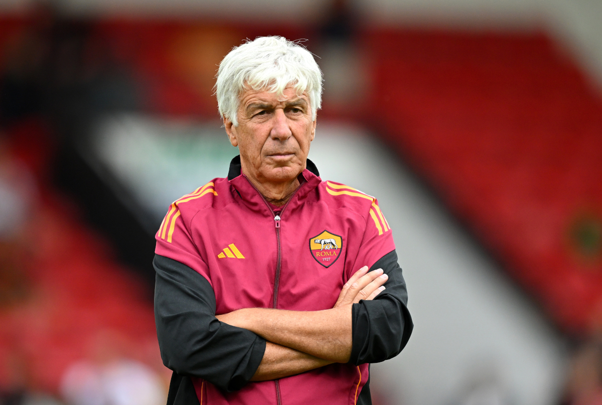 WALSALL, ENGLAND - AUGUST 06: Gian Piero Gasperini, Head Coach of AS Roma, looks on prior to the pre-season friendly match between Aston Villa and AS Roma at Pallet-Track Bescot Stadium on August 06, 2025 in Walsall, England. (Photo by Clive Mason/Getty Images)