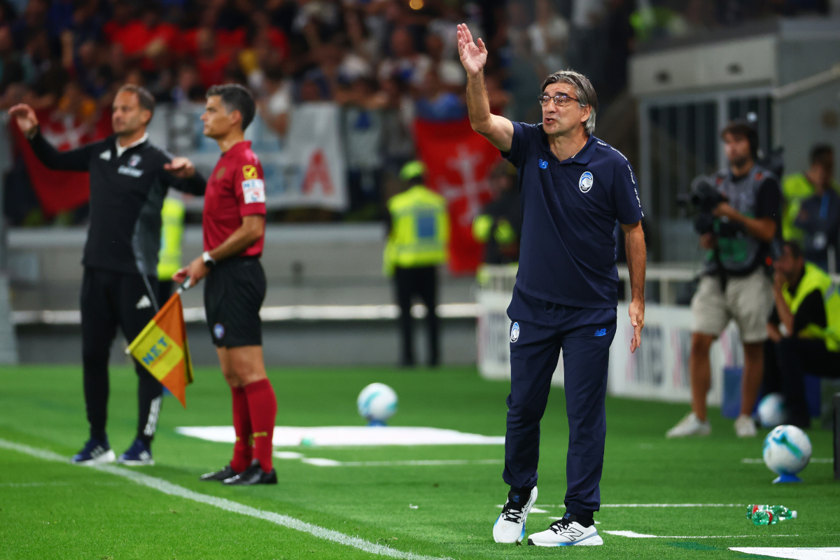 BERGAMO, ITALY - AUGUST 24: Ivan Juric, Head Coach of Atalanta BC gestures during the Serie A match between Atalanta BC and Pisa SC at Gewiss Stadium on August 24, 2025 in Bergamo, Italy. (Photo by Francesco Scaccianoce/Getty Images)