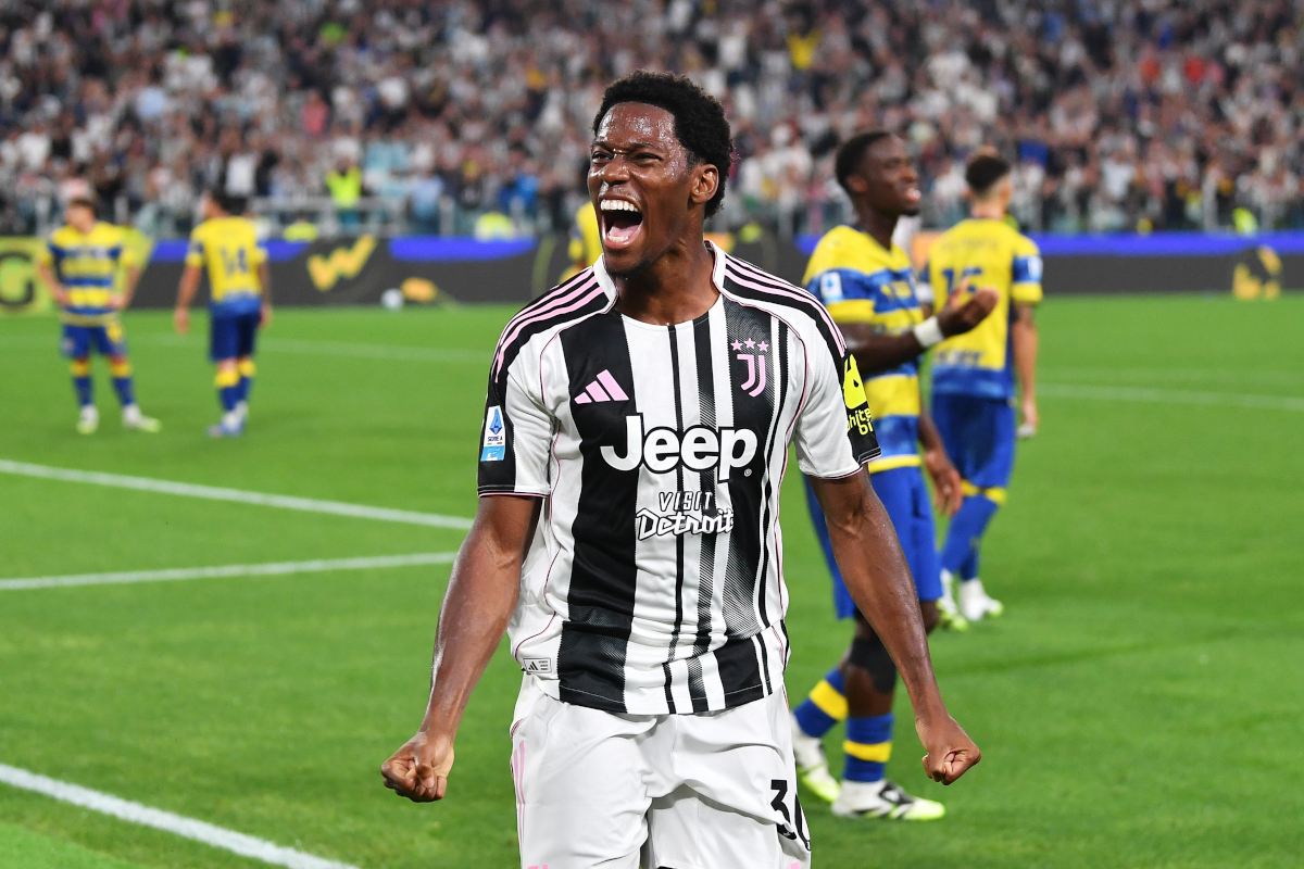TURIN, ITALY - AUGUST 24: Jonathan David of Juventus celebrates scoring his team's first goal during the Serie A match between Juventus FC and Parma Calcio 1913 at on August 24, 2025 in Turin, Italy. (Photo by Valerio Pennicino/Getty Images)