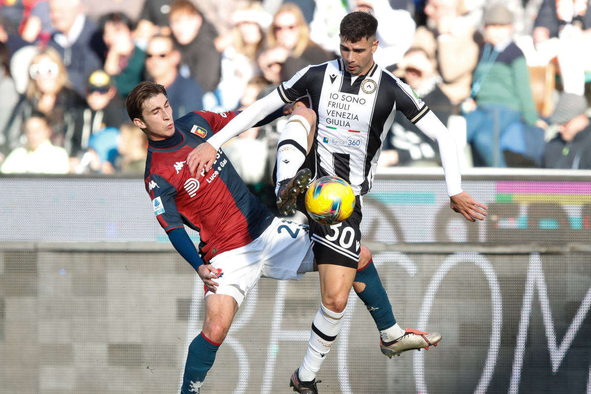 UDINE, ITALY - DECEMBER 01: Lautaro Giannetti of Udinese and Fabio Miretti of Genoa in action during the Serie A match between Udinese and Genoa at Stadio Friuli on December 01, 2024 in Udine, Italy. (Photo by Timothy Rogers/Getty Images)