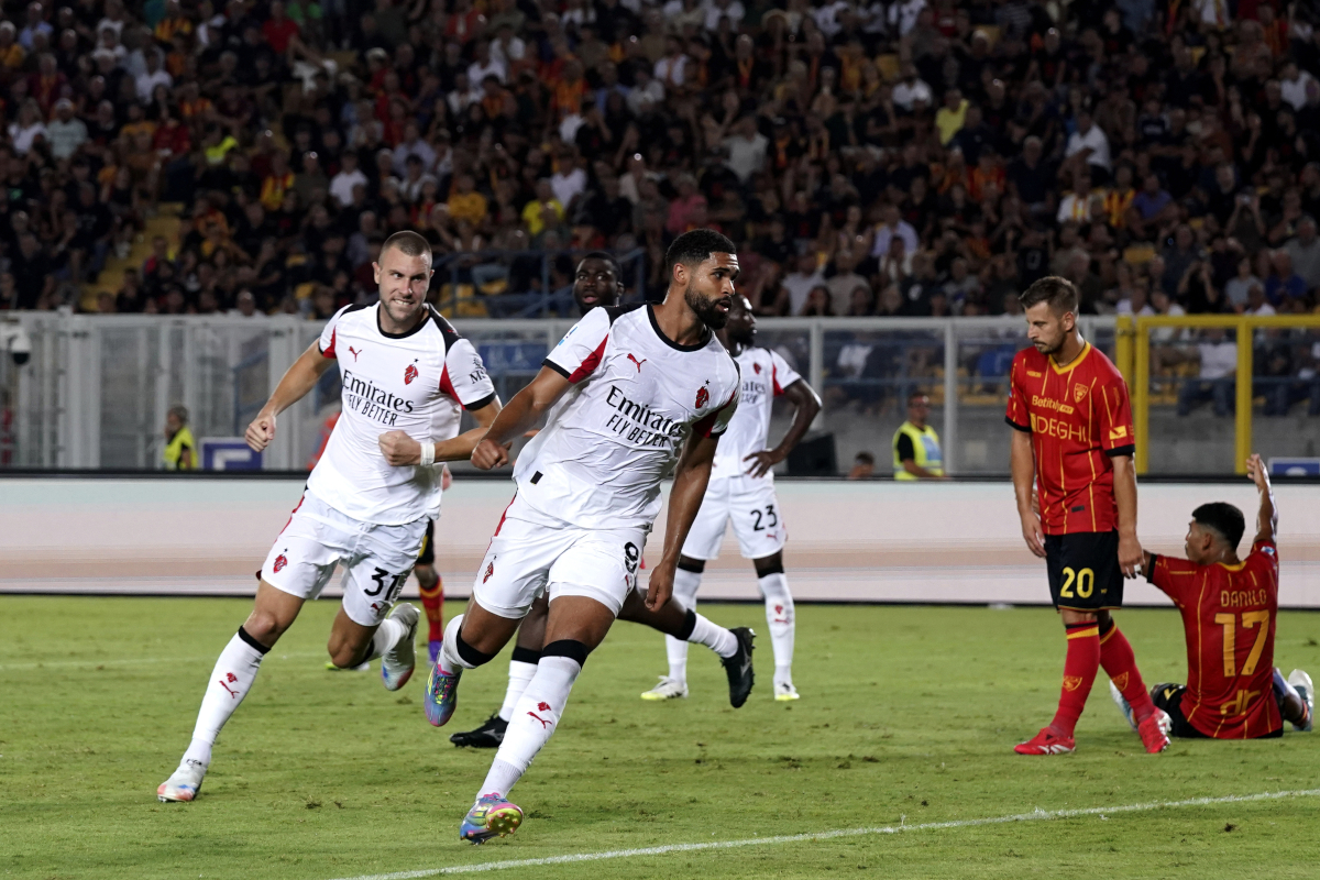 Ruben Loftus-Cheek celebrates a goal for AC Milan