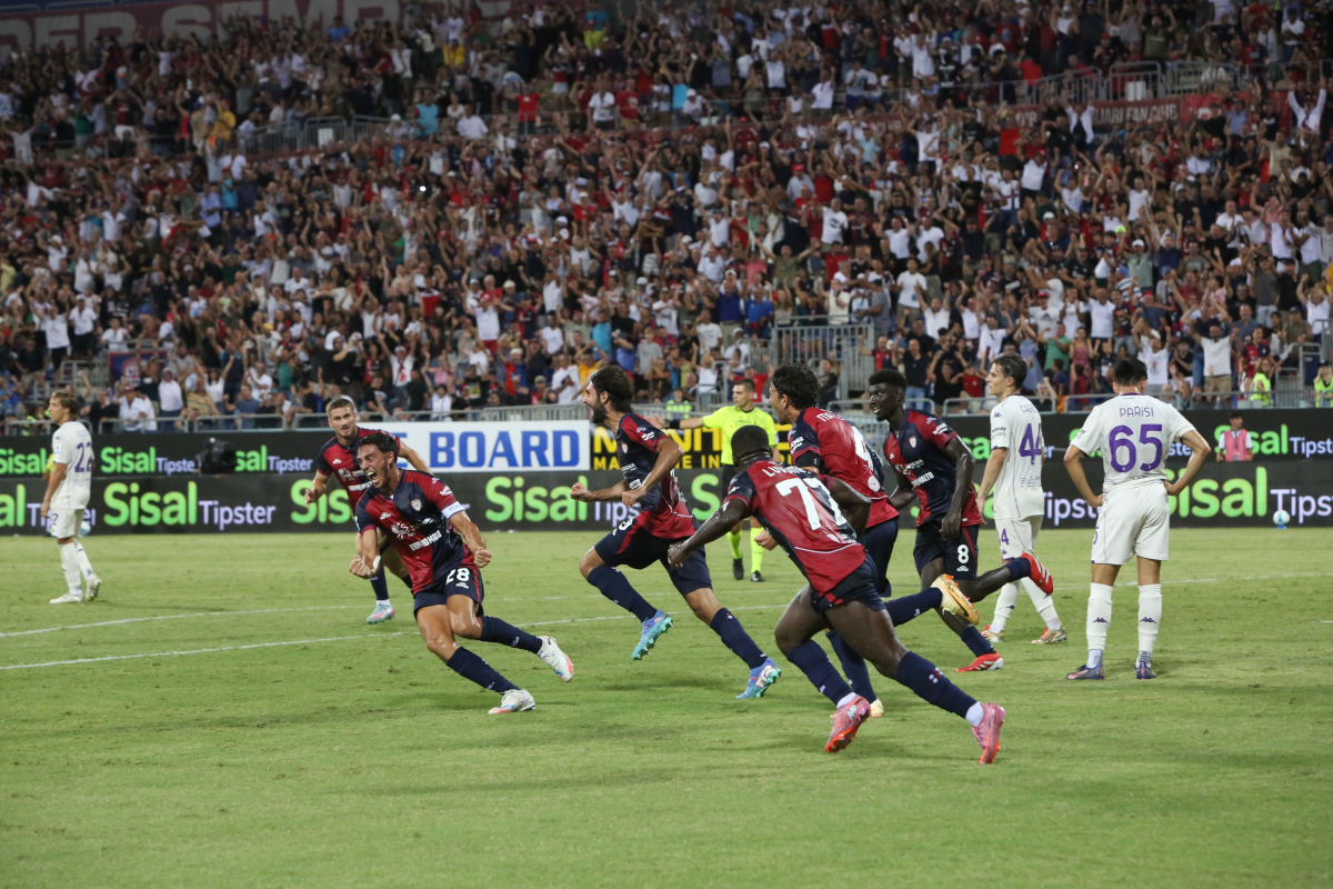 Serie A official Week 2 line-ups CAGLIARI, ITALY - AUGUST 24: Sebastiano Luperto of Cagliari celebrates his goal 1-1 with teammates during the Serie A match between Cagliari Calcio and ACF Fiorentina at Stadio Sant'Elia on August 24, 2025 in Cagliari, Italy. (Photo by Enrico Locci/Getty Images)
