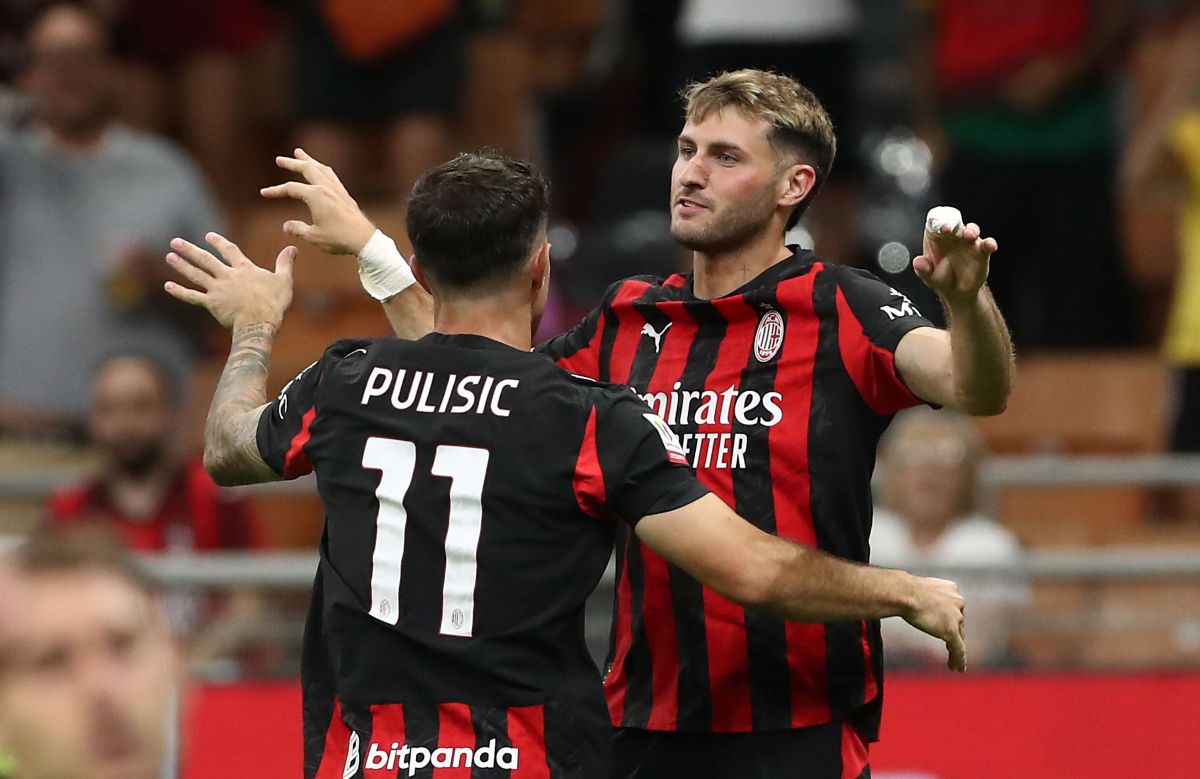 MILANO, Italy - August 17: AC Milan's Christian Purisic celebrates with teammate Santiago Gimenez after scoring the team's second goal in the Coppa Italia match between AC Milan and SSC Bali at the Stadio San Siro held in Italy on August 17, 2025. (Photo: Marco Luzzani/Getty Images)