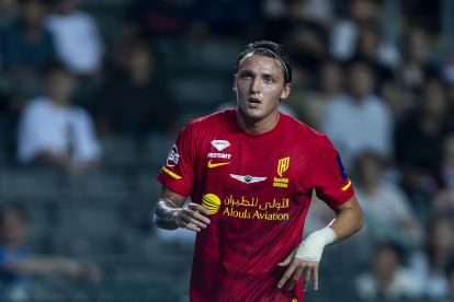 HONG KONG, CHINA - AUGUST 20: Italian international Mateo Retegui of Al Qadisah looks on during the Saudi Super Cup semi final between Al-Ahli and Al-Qadsiah at Hong Kong Stadium on August 20, 2025 in Hong Kong, China. (Photo by Yu Chun Christopher Wong/Eurasia Sport Images/Getty Images)