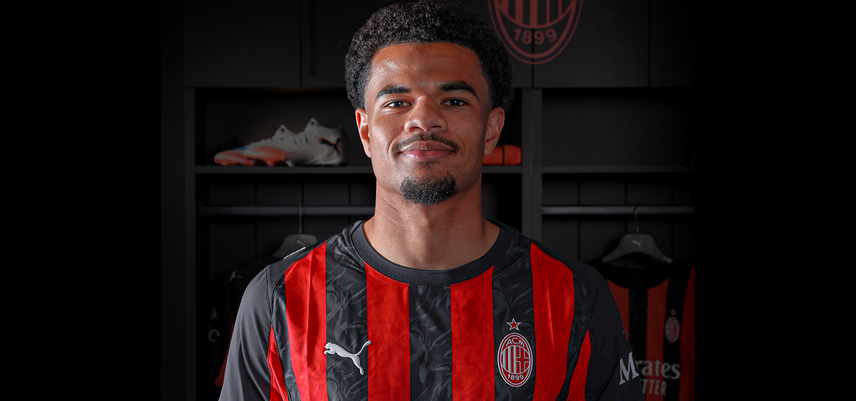 Zachary Athekame signs for Milan (@acmilan)