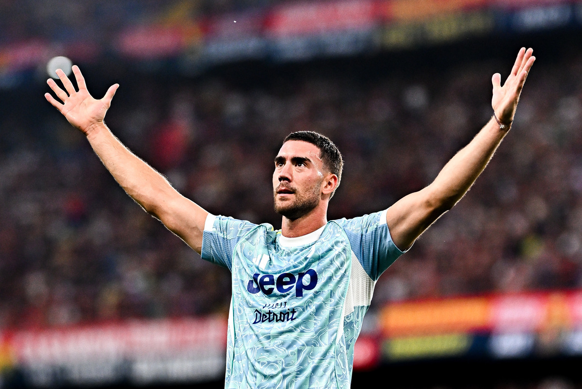 Genoa, Italy - August 31: Juventus's Dusan Vlahovic celebrates after scoring a goal during a match between Genoa CFC and Juventus FC at Luigi Ferraris Stadium in Genoa, Italy on August 31, 2025. (Photo: Simone Arveda/Getty Images)