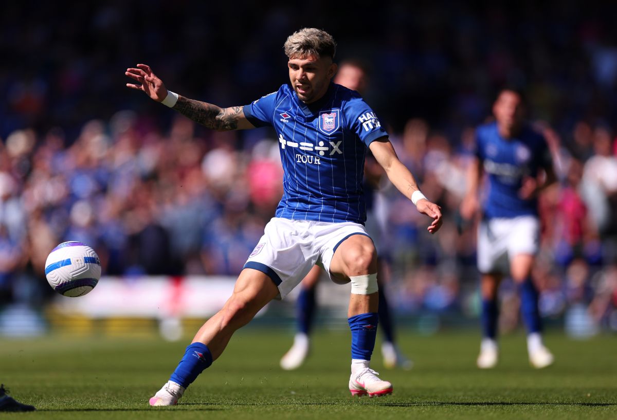 IPSWICH, ENGLAND - MAY 10: Julio Enciso of Ipswich Town during the Premier League match between Ipswich Town FC and Brentford FC at Portman Road on May 10, 2025 in Ipswich, England. (Photo by Marc Atkins/Getty Images)