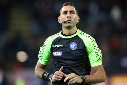 CAGLIARI, ITALY - FEBRUARY 23: the refree Andrea Colombo looks on during the Serie A match between Cagliari and Juventus at Sardegna Arena on February 23, 2025 in Cagliari, Italy. (Photo by Enrico Locci/Getty Images)