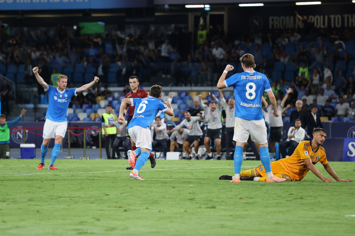 NAPLES, ITALY - SEPTEMBER 22: Billy Gilmour of SSC Napoli celebrates with his teammates after scoring his side first goal during the Serie A match between SSC Napoli and Pisa SC at Stadio Diego Armando Maradona on September 22, 2025 in Naples, Italy. (Photo by Francesco Pecoraro/Getty Images)