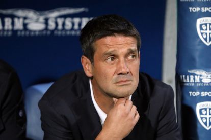 CAGLIARI, ITALY - SEPTEMBER 27: Cristian Eugen Chivu coach of Inter looks on during the Serie A match between Cagliari Calcio and FC Internazionale at Stadio Sant'Elia on September 27, 2025 in Cagliari, Italy. (Photo by Enrico Locci/Getty Images)