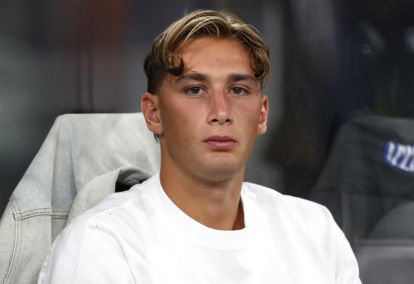 Milan, Italia - 25 Agustus: Pio Esposito dari FC Internazionale melihat sebelum pertandingan Serie A antara FC Internazionale dan Torino FC di Stadion Giuseppe Meazza pada 25 Agustus 2025 di Milan, Italia. (Foto oleh Marco Luzzani/Getty Images)
