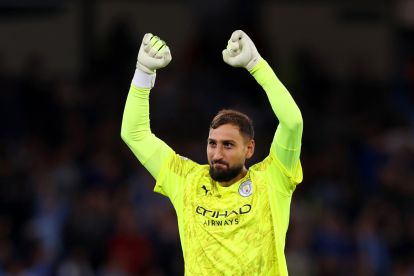 MANCHESTER, ENGLAND - SEPTEMBER 18: Gianluigi Donnarumma of Manchester City celebrates his team's second goal scored by teammate Jeremy Doku (not pictured) during the UEFA Champions League 2025/26 League Phase MD1 match between Manchester City and SSC Napoli at City of Manchester Stadium on September 18, 2025 in Manchester, England. (Photo by Ryan Pierse/Getty Images)