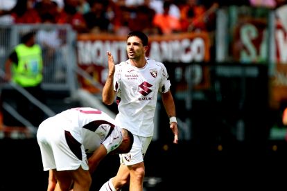 ROME, ITALY - SEPTEMBER 14: Giovanni Pablo Simeone of Torino FC celebrates after scoring the opening goal during the Serie A match between AS Roma and Torino FC at Stadio Olimpico on September 14, 2025 in Rome, Italy. (Photo by Paolo Bruno/Getty Images)