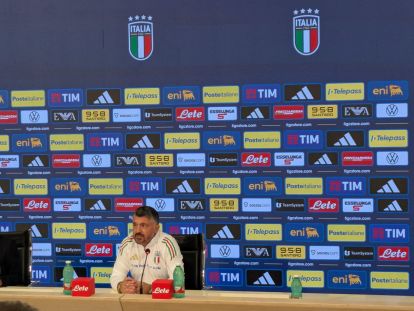Gennaro Gattuso selama konferensi pers pertamanya di Coverciano pada 1 September 2025.
