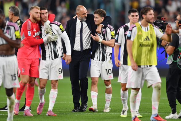 TURIN, ITALY - SEPTEMBER 13: Igor Tudor, Head Coach of Juventus, celebrates with Kenan Yildiz after the team's victory in the Serie A match between Juventus FC and FC Internazionale at Allianz Stadium on September 13, 2025 in Turin, Italy. (Photo by Valerio Pennicino/Getty Images)