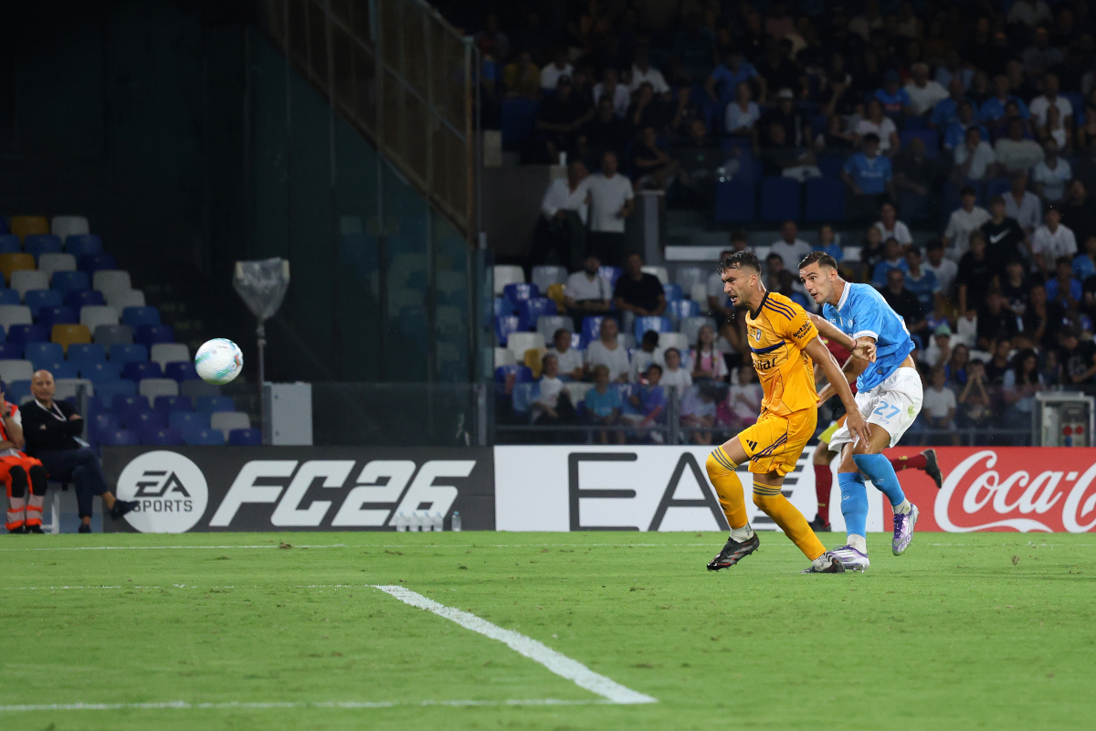 NAPLES, ITALY - SEPTEMBER 22: Lorenzo Lucca of SSC Napoli scores his side third goal during the Serie A match between SSC Napoli and Pisa SC at Stadio Diego Armando Maradona on September 22, 2025 in Naples, Italy. (Photo by Francesco Pecoraro/Getty Images)