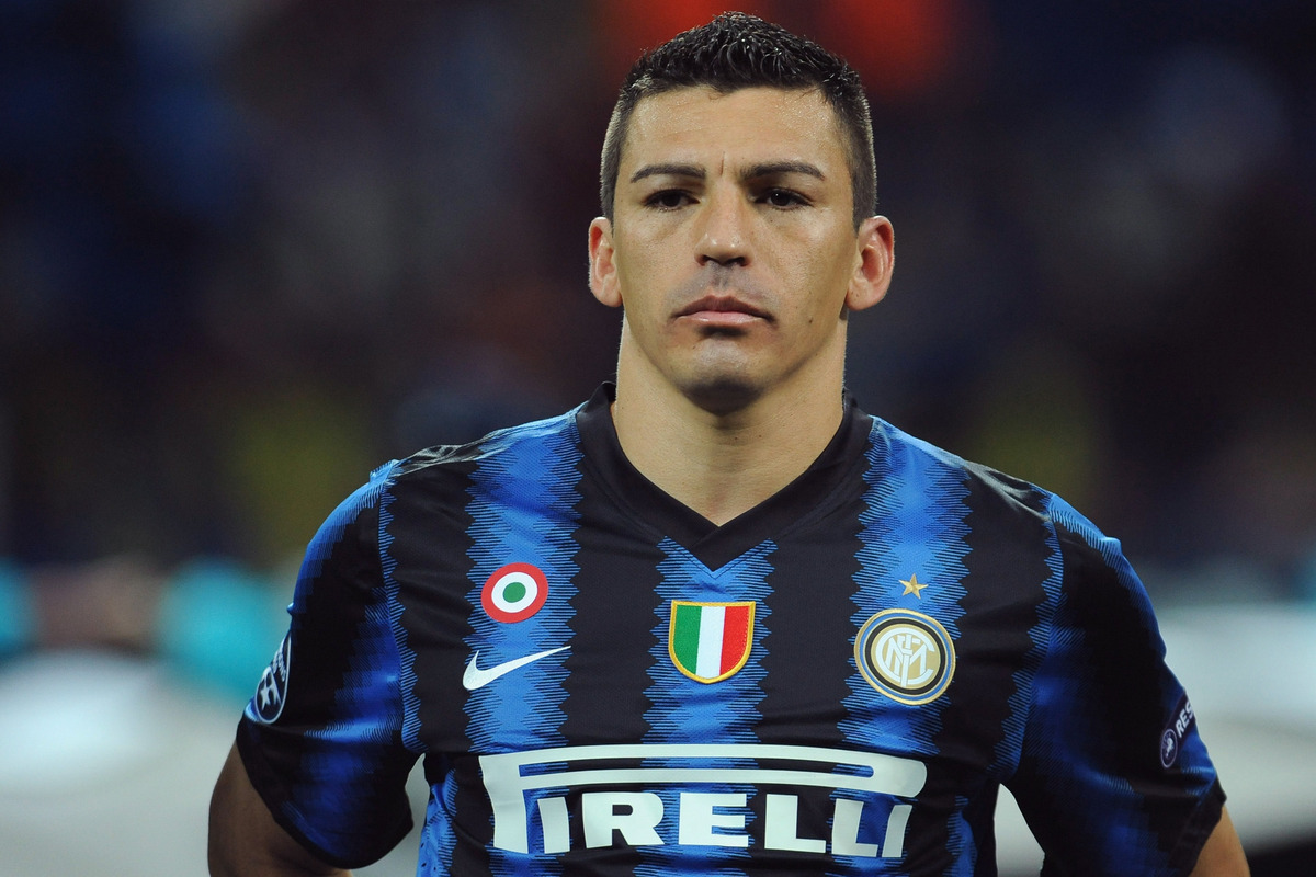 MILAN, ITALY - SEPTEMBER 29: Lucio of FC Internazionale Milano looks on during the UEFA Champions League group A match between FC Internazionale Milano and SV Werder Bremen at Stadio Giuseppe Meazza on September 29, 2010 in Milan, Italy. (Photo by Valerio Pennicino/Getty Images)