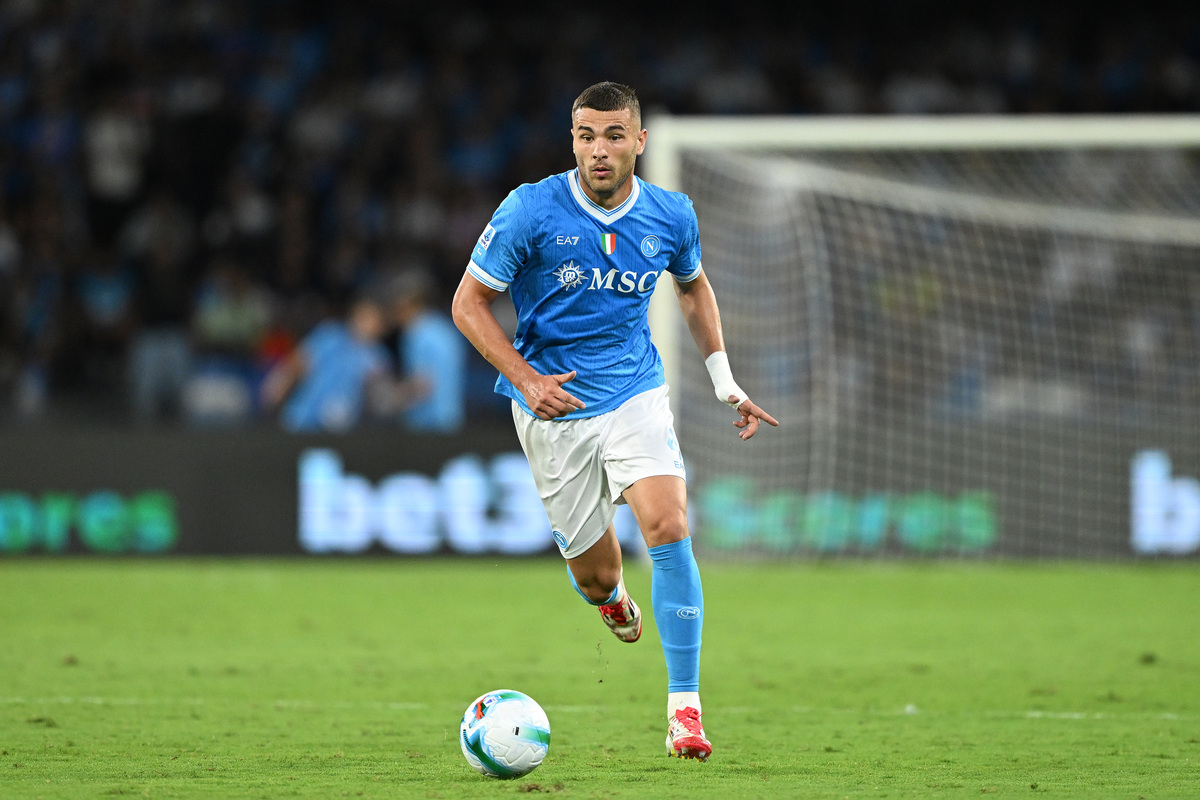 NAPLES, ITALY - AUGUST 30: Alessandro Buongiorno of SSC Napoli during the Serie A match between SSC Napoli and Cagliari Calcio at Stadio Diego Armando Maradona on August 30, 2025 in Naples, Italy. (Photo by Francesco Pecoraro/Getty Images)